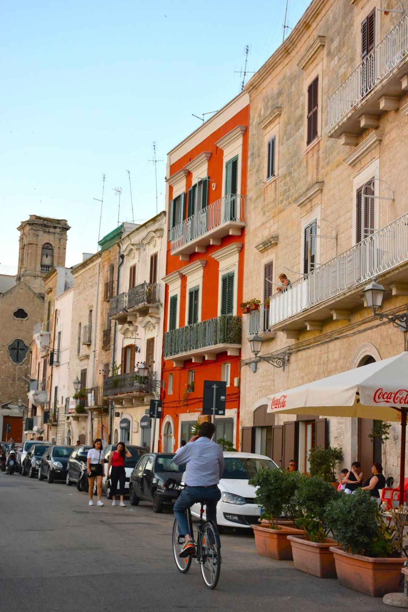 Casa Chloe - Vicino Al Porto E Basilica San Nicola Apartment Bari Luaran gambar
